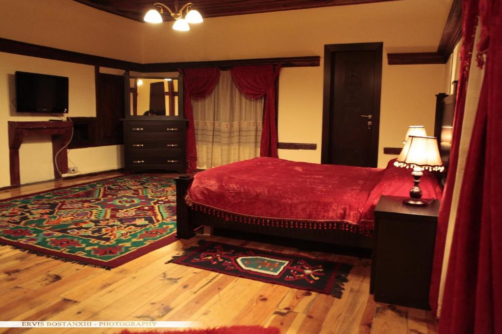 Guest House Bujtina Leon Korce Zimmer foto
